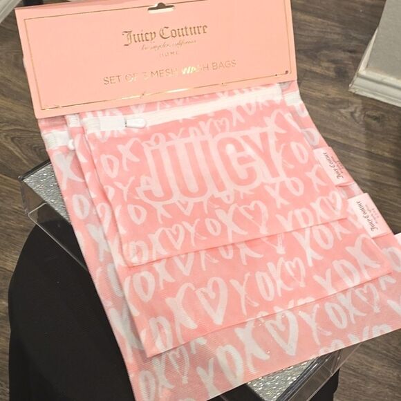 Juicy Couture Home Juicy XO Logo Set of 3 Mesh Wash Bags - Picture 3 of 8